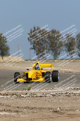 media/May-01-2022-CalClub SCCA (Sun) [[03a481c204]]/Group 6/Qualifying (I5)/